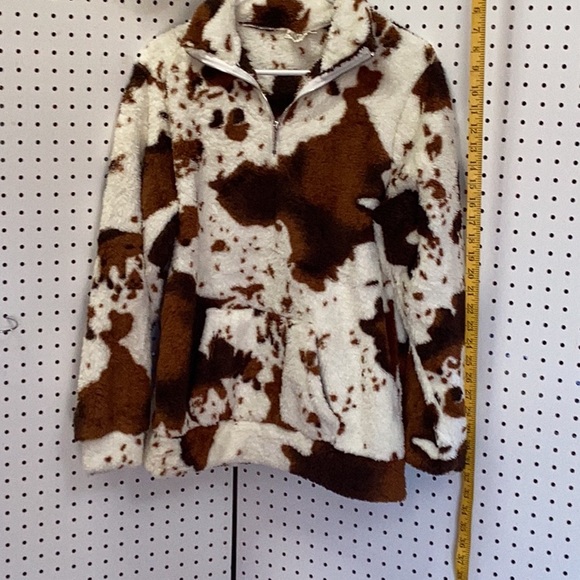 Pullover - Picture 1 of 3